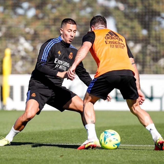 必一运动官网-【前瞻】阿扎尔国家德比首秀？“锋狂”皇马软肋在防线