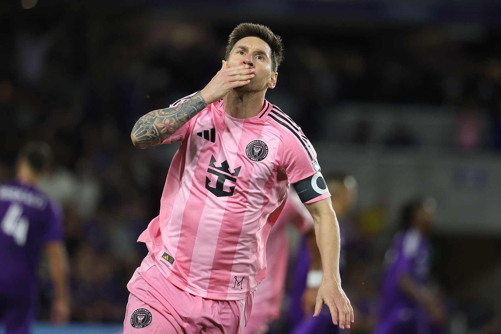 必一运动-ESPN：梅西未参与欧美杯取消事宜，他渴望赢得第49冠