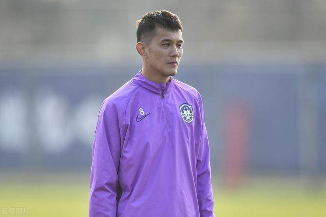 必一运动官网-泰山进入冲刺周欲双管齐下 留用肖智已非第一方案