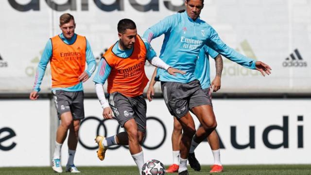 必一运动官网-西媒：阿扎尔恢复合练 有望出战欧冠比赛